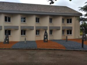 Aménagement paysager minéral aux portes de Rodez
